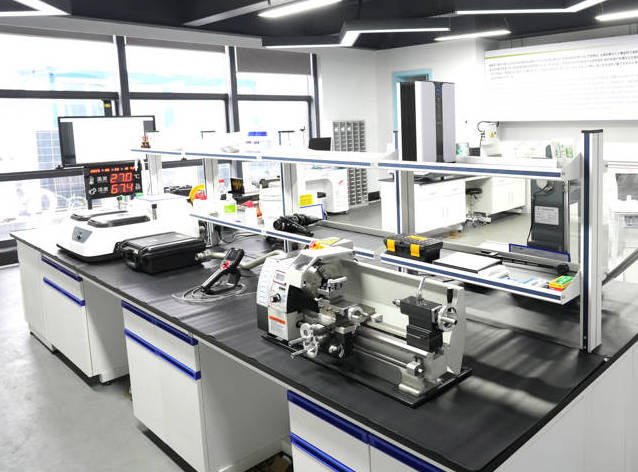 د موادو له سرچینې څخه د کیفیت تضمین کول: د خښتو جوړولو تجهیزاتو اصلي وړتیا پیاوړي کول